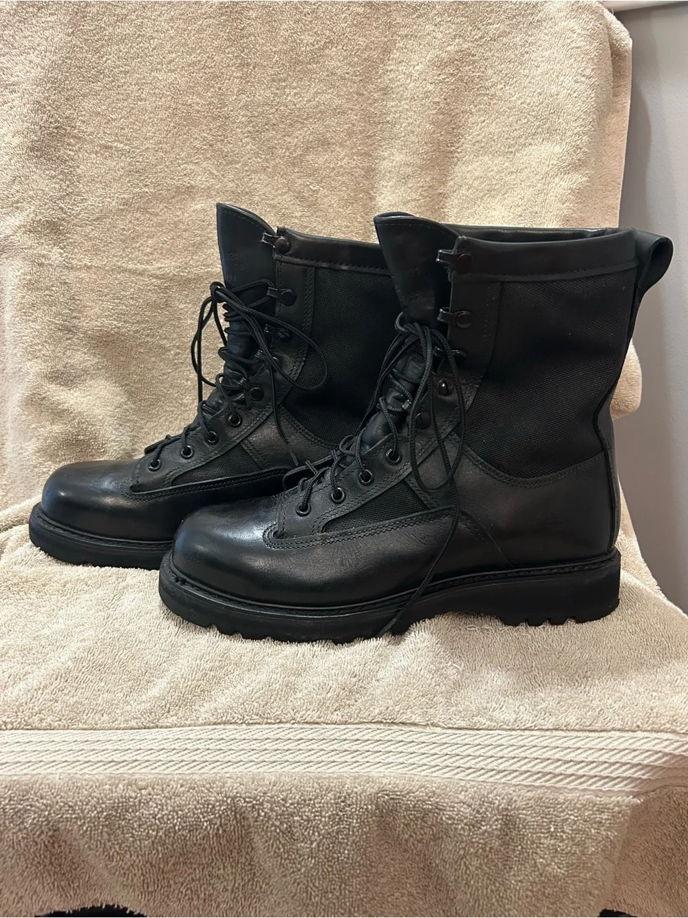 Bates military black boots